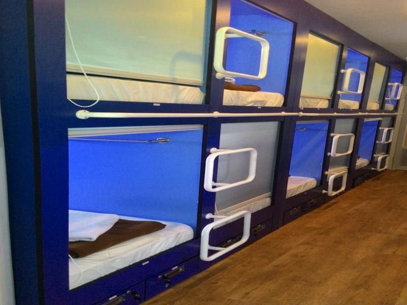 Qb Sleep Capsule Hotel Kuta  Ngoại thất bức ảnh