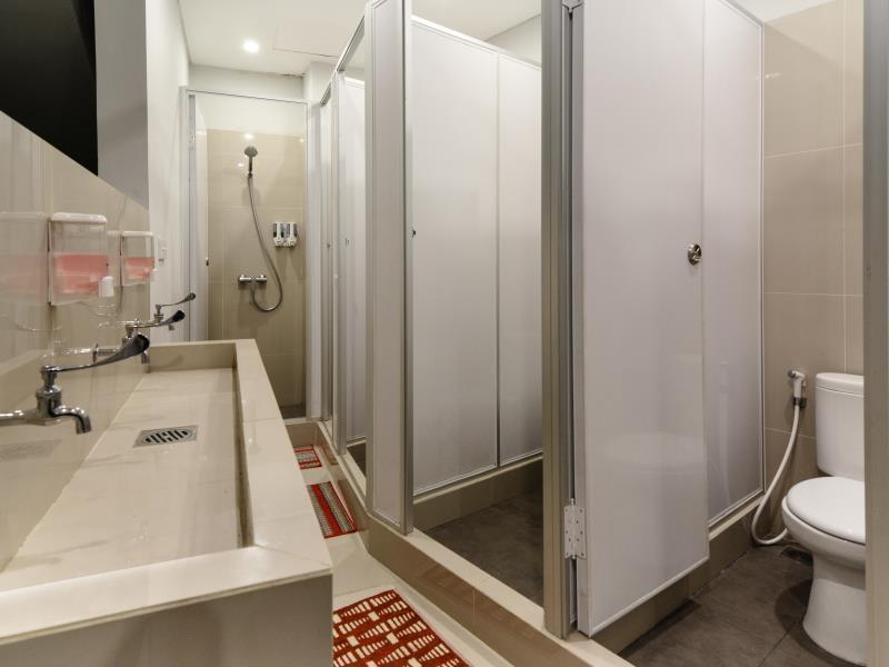 Qb Sleep Capsule Hotel Kuta  Ngoại thất bức ảnh